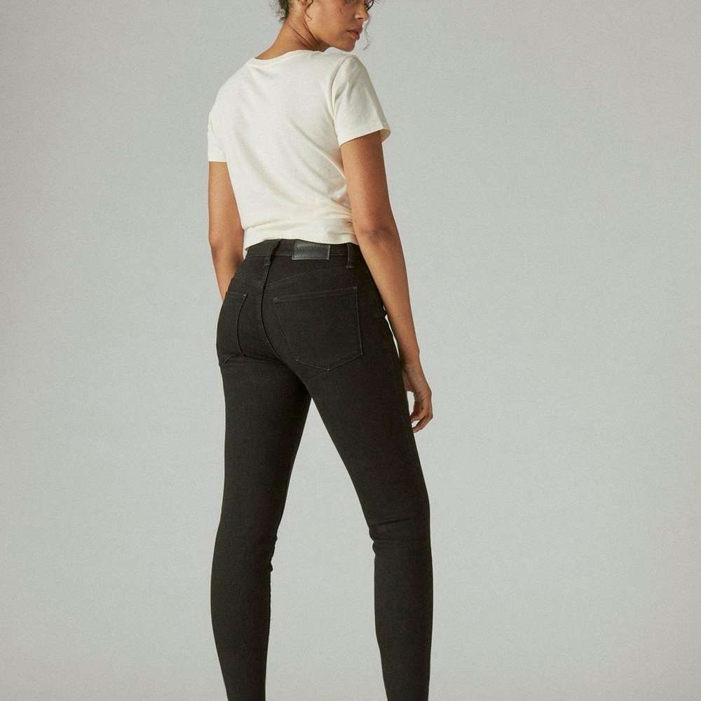 high rise curvy skinny, WEATHERED BLACK, large
