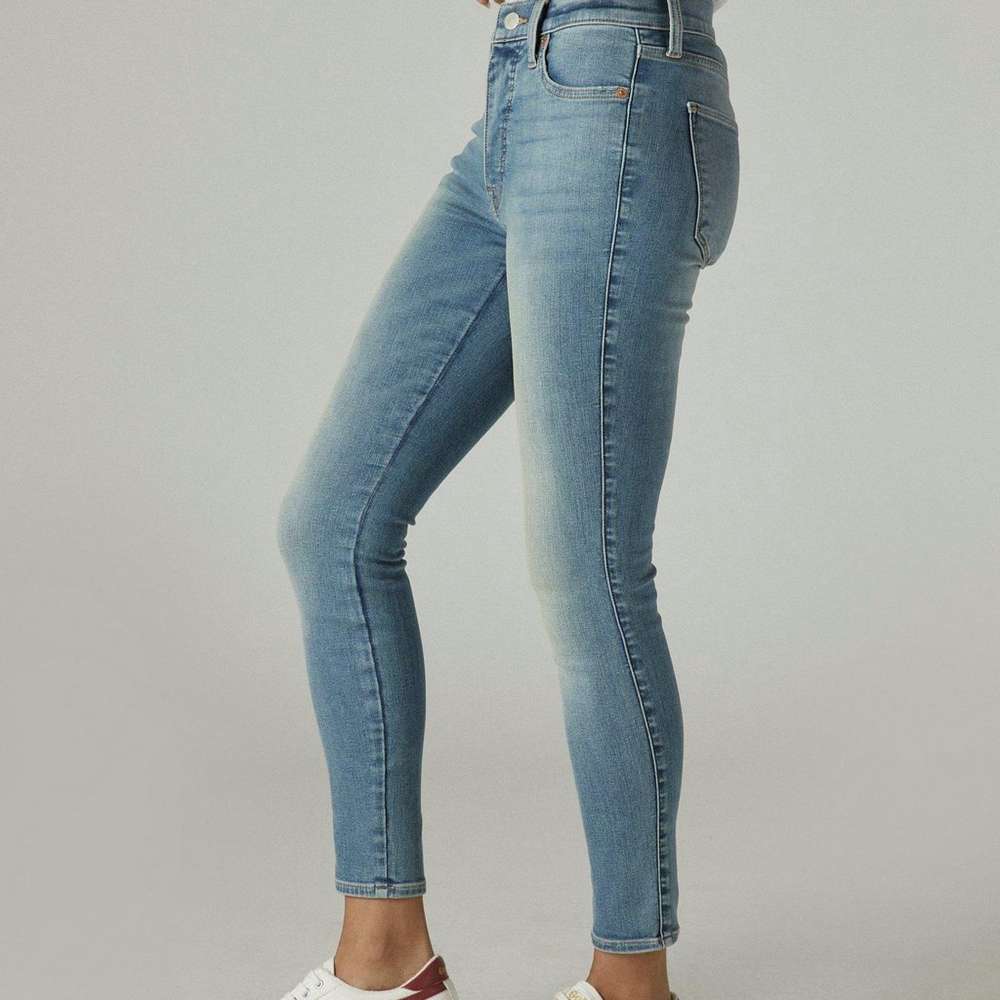 uni fit high rise skinny jean, INVOLVMENT, large